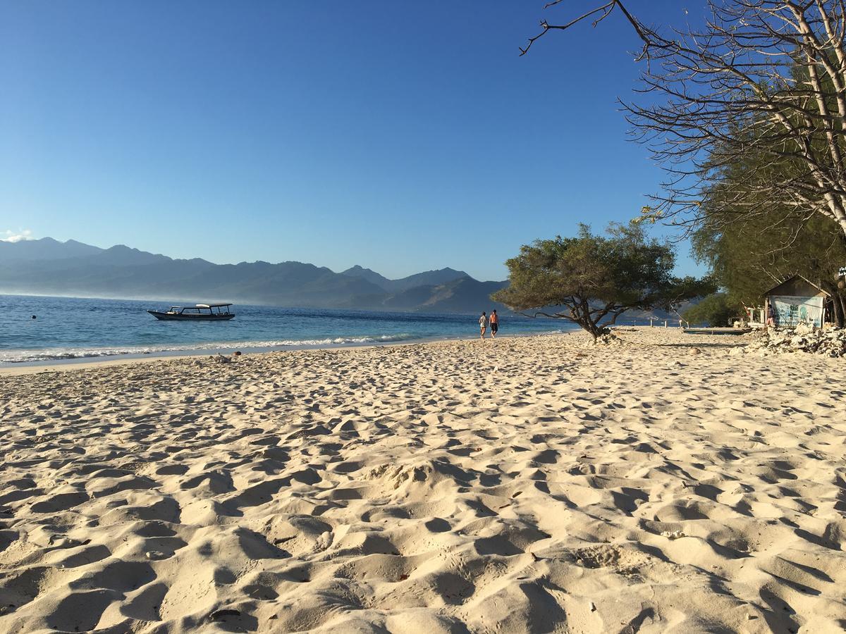 Amigos Bungalows Gili Meno Esterno foto